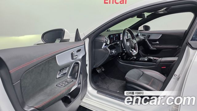 Mercedes-Benz CLA 2022