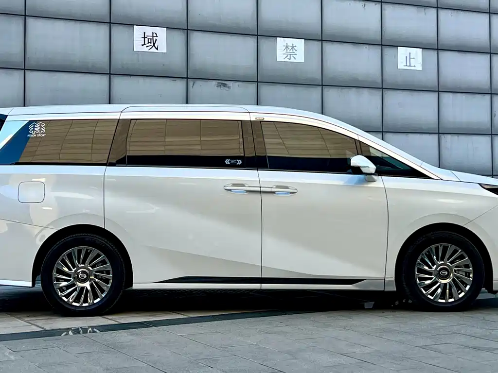 GAC Trumpchi M8 2024