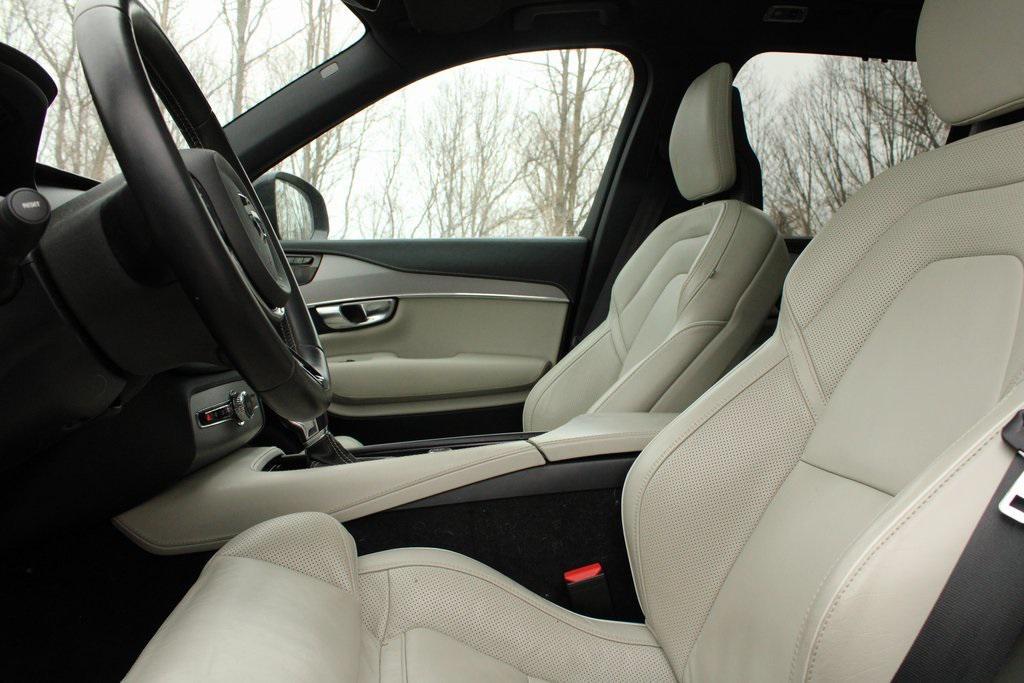 Volvo XC90 2021