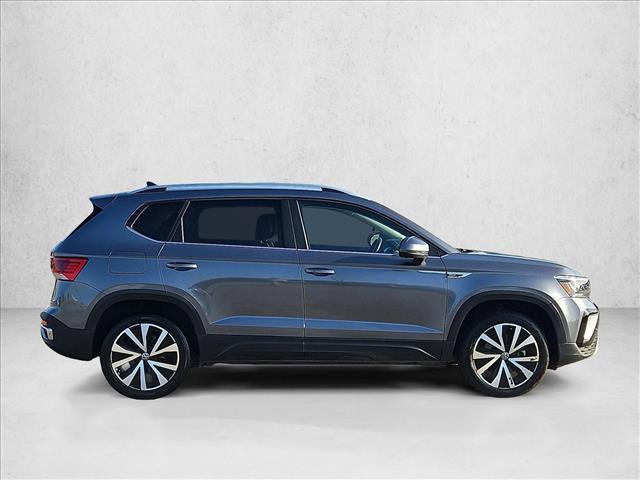 Volkswagen Taos 2024