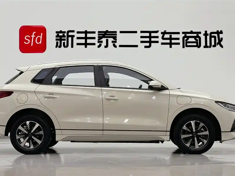 BYD E2 2023