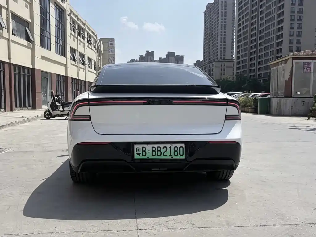 Xpeng P7+ 2025