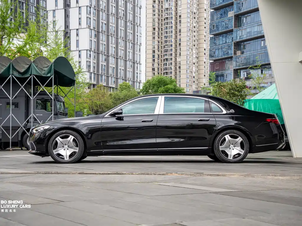 Mercedes-Benz Maybach S-Класс 2023