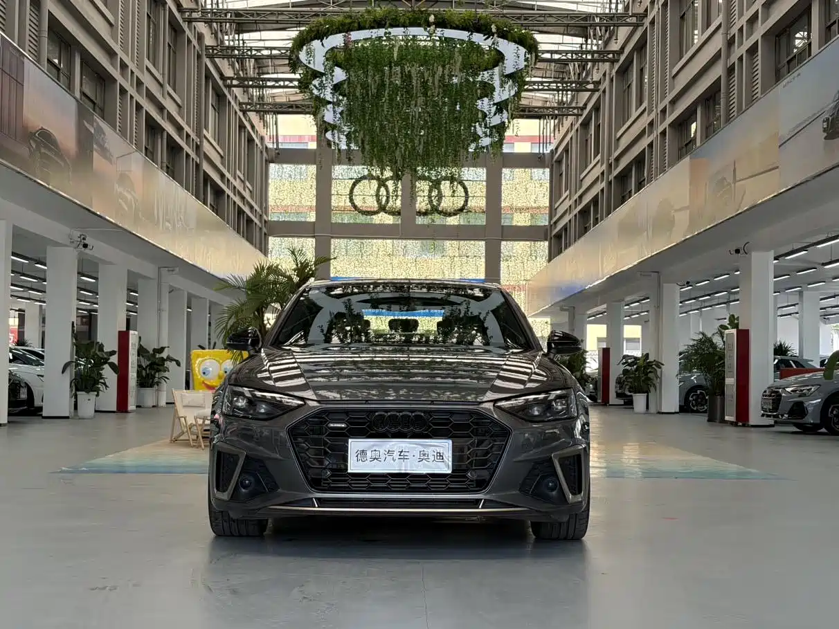 Audi A4 2024