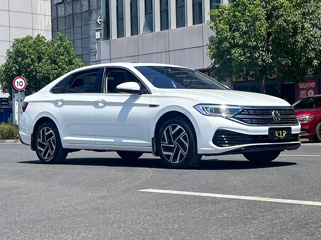 Volkswagen Jetta 2023