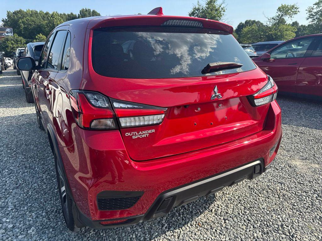 Mitsubishi Outlander Sport 2024