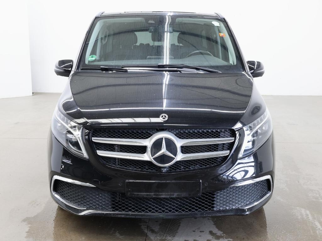 Mercedes-Benz V 300 2024