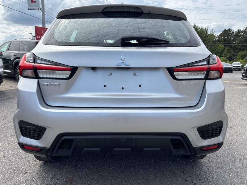 Mitsubishi RVR 2022