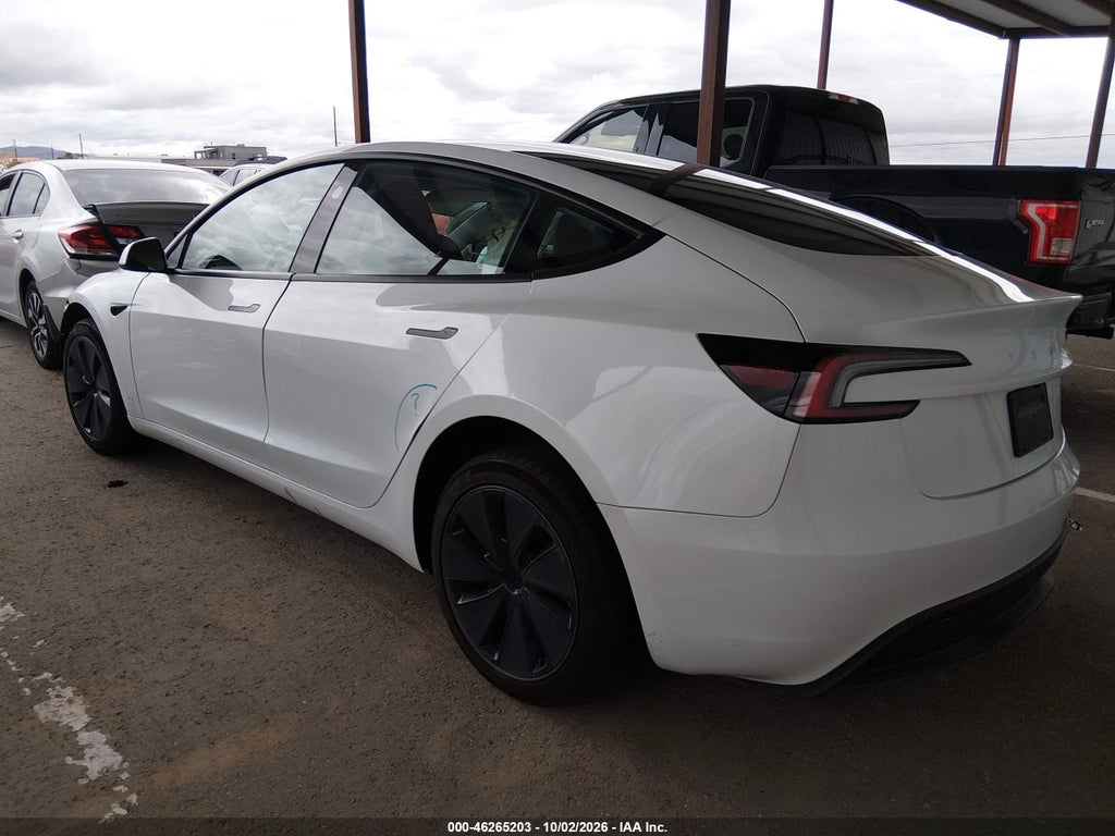 Tesla Model 3 2025