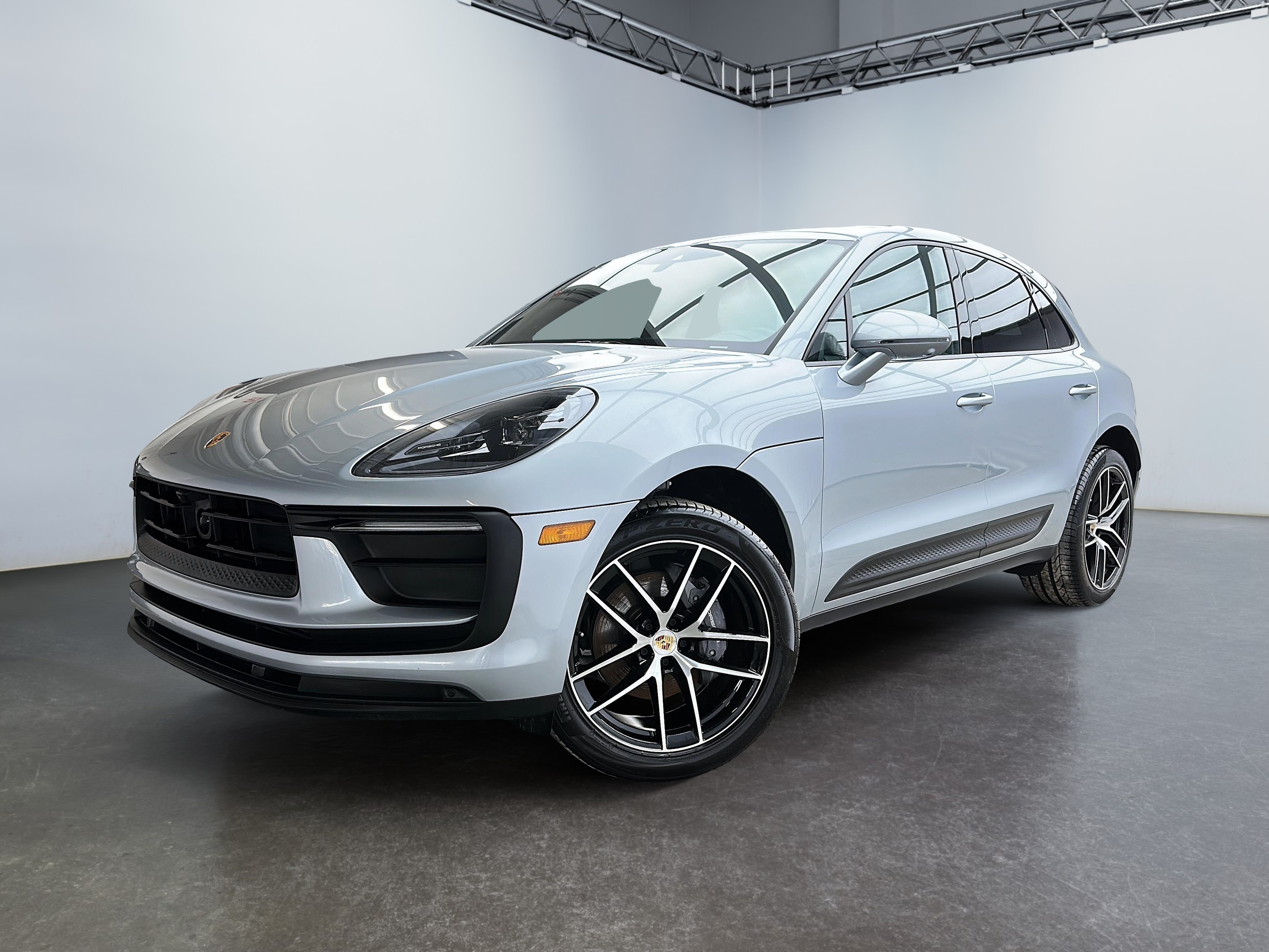 Porsche Macan 2024