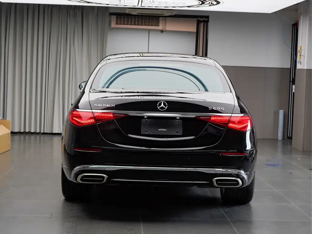 Mercedes-Benz Maybach S-Класс 2022