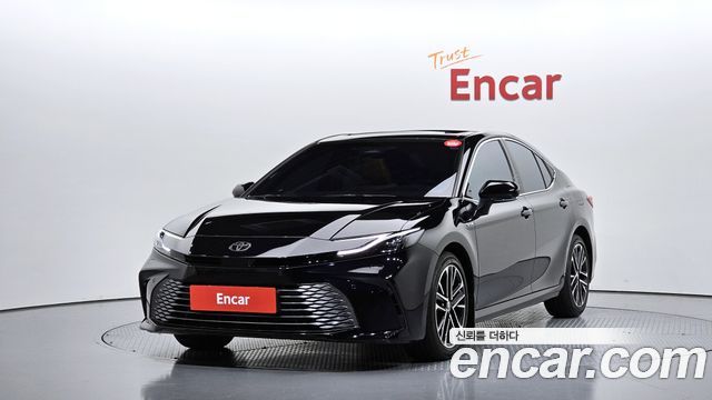 Toyota Camry 2025