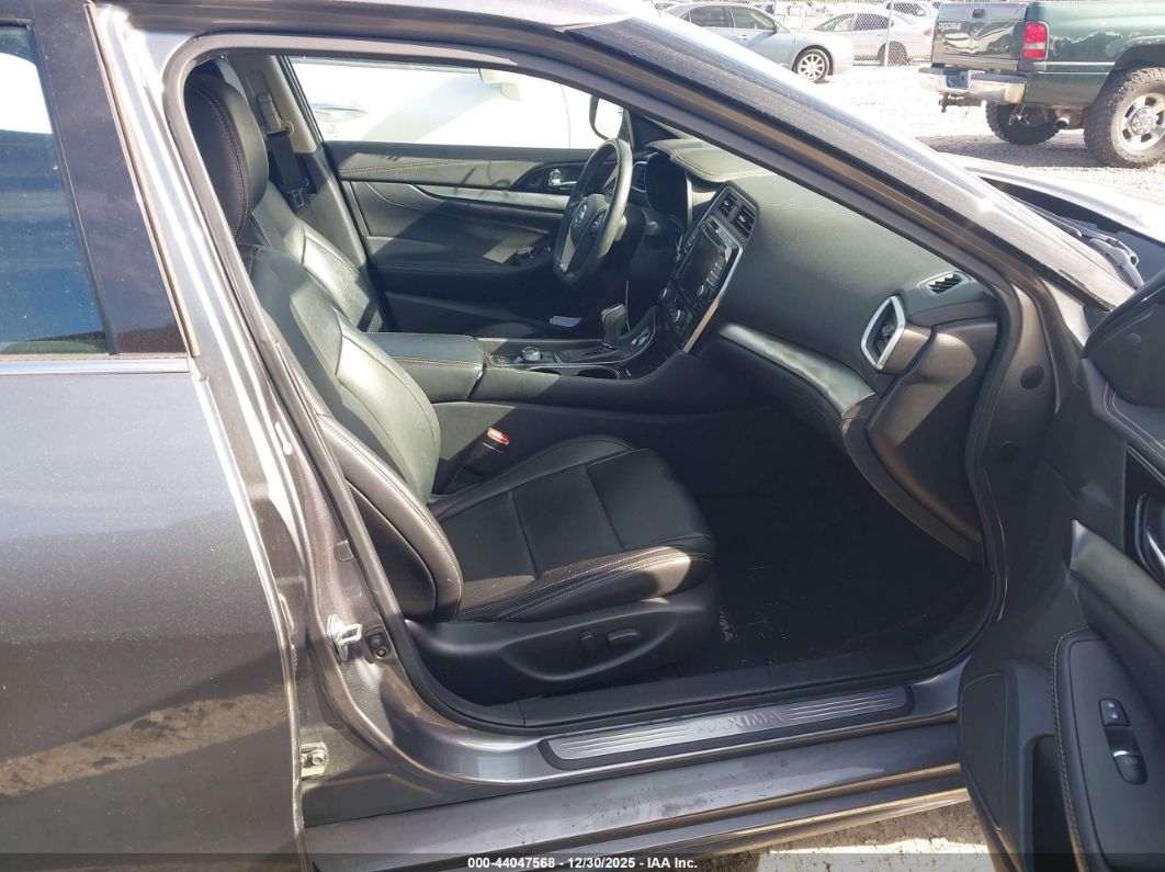 Nissan Maxima 2022