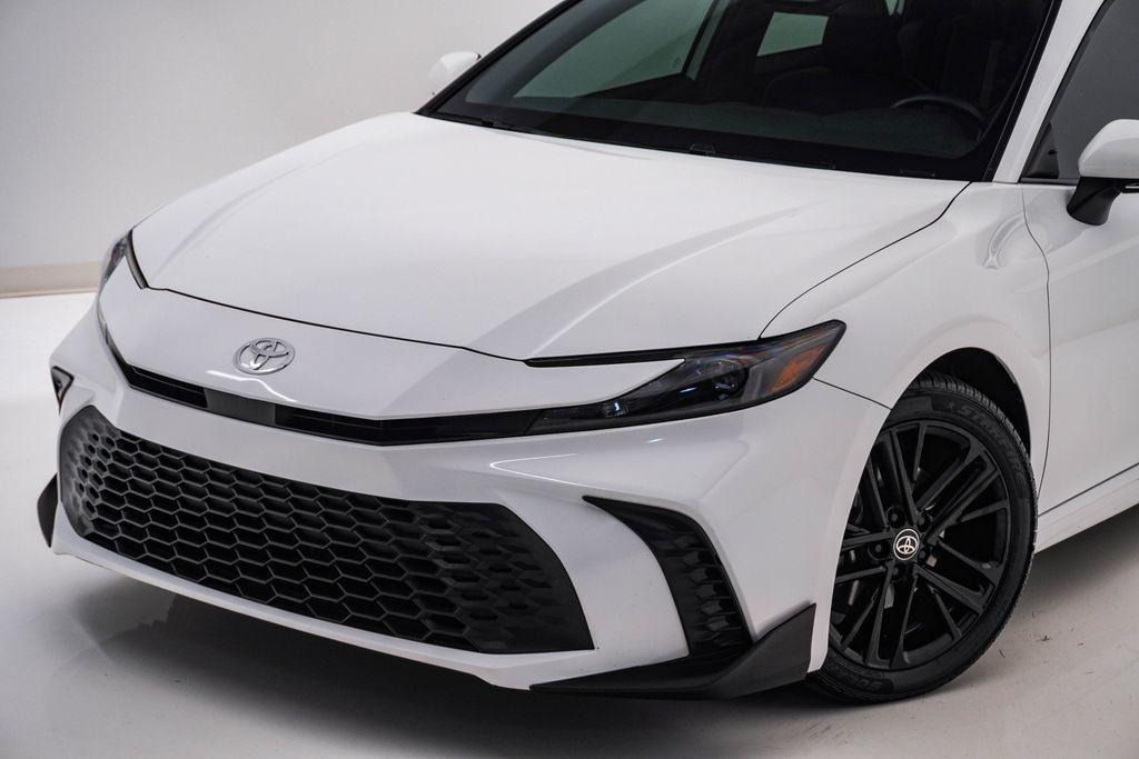 Toyota Camry 2025