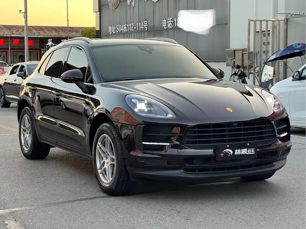 Porsche Macan 2020