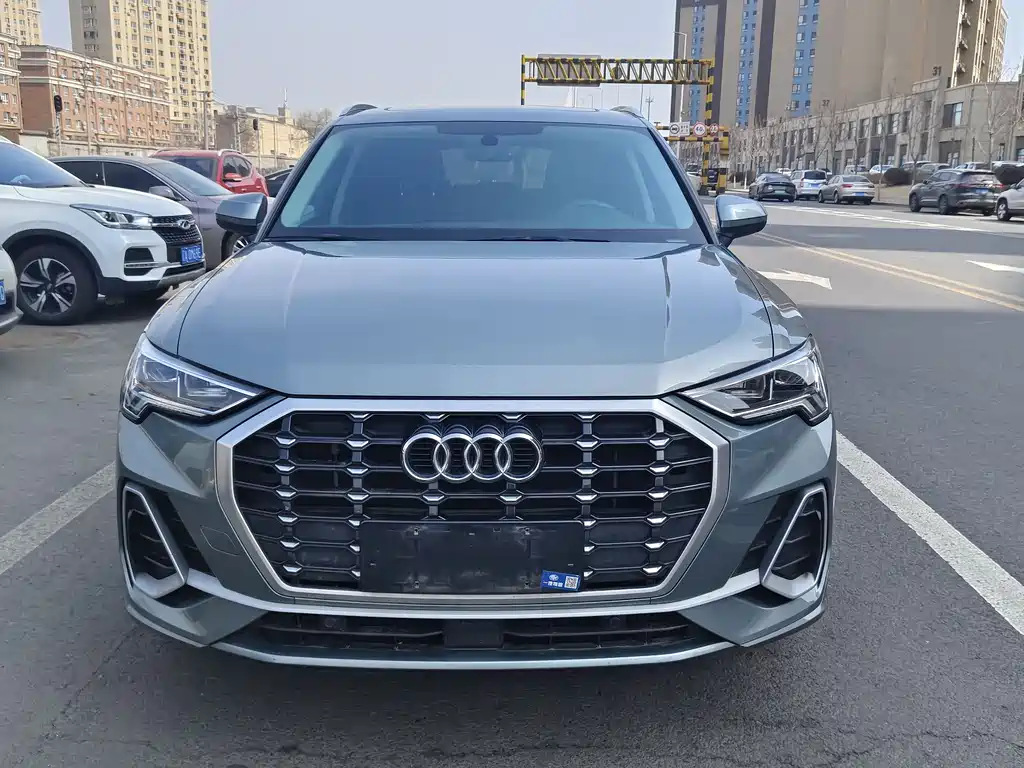 Audi Q3 2023