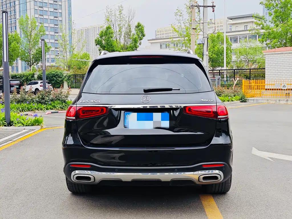 Mercedes-Benz GLS 2023