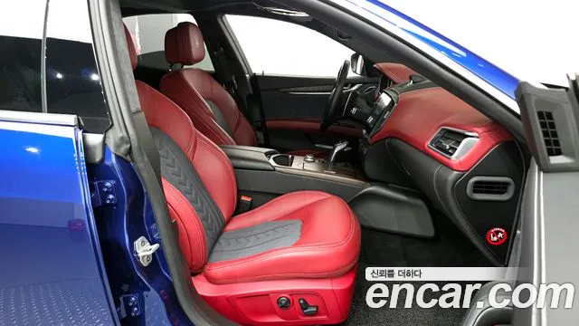 Maserati Ghibli 2021