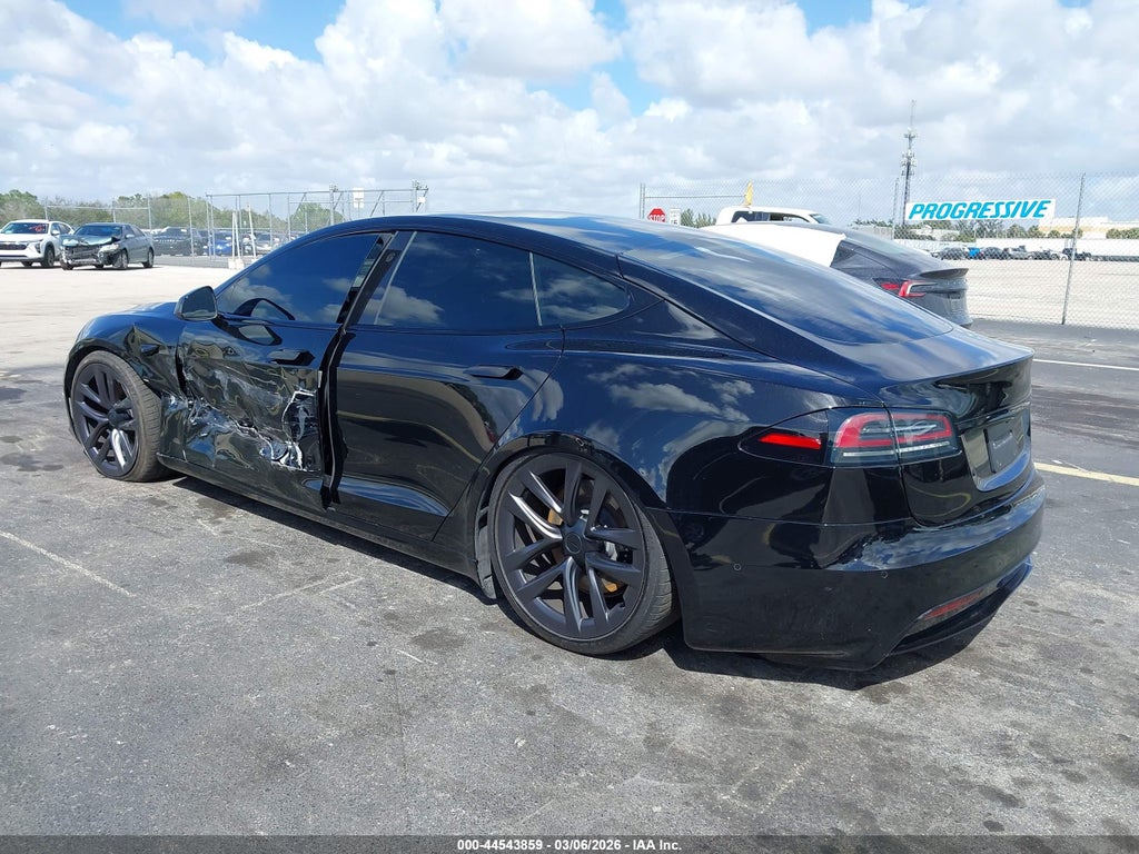 Tesla Model S 2022