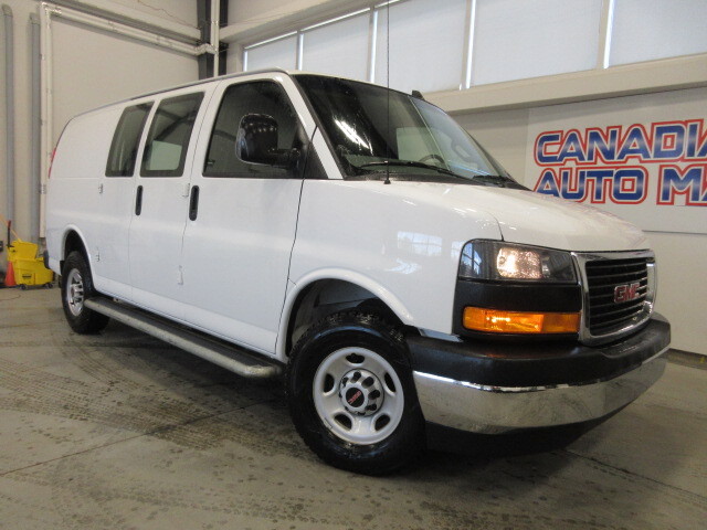 GMC Savana 2023