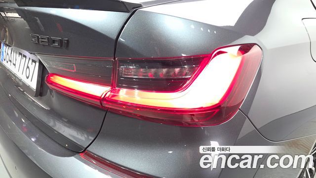 BMW 3 серии 2022