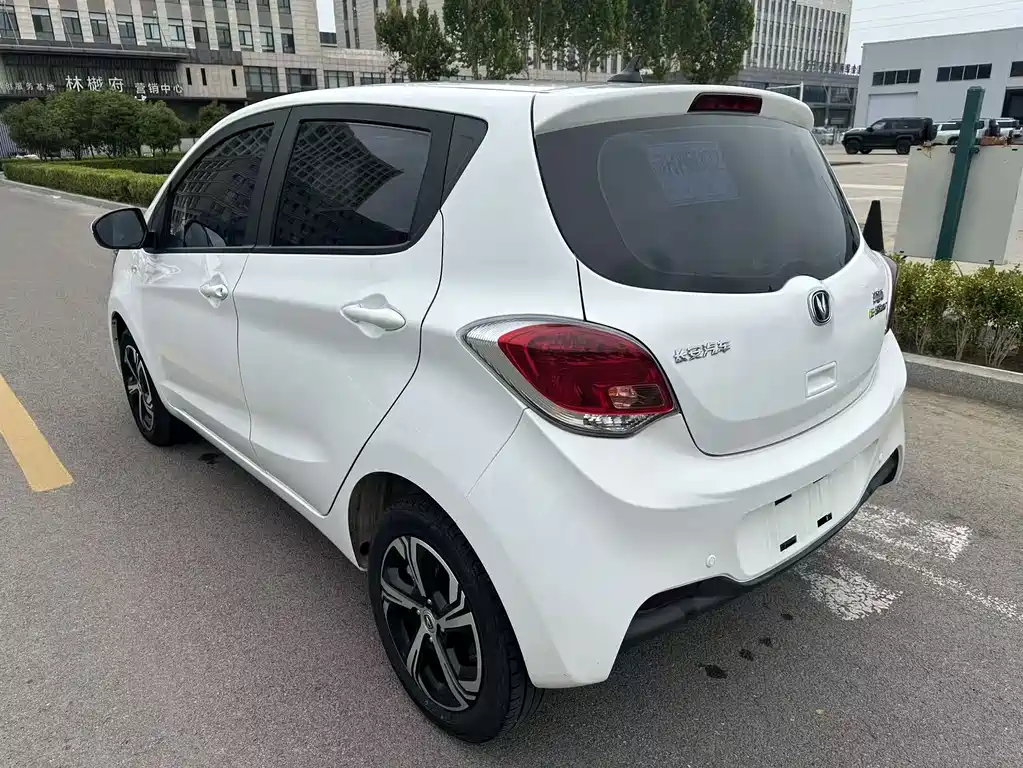 Changan Benben E-Star 2023
