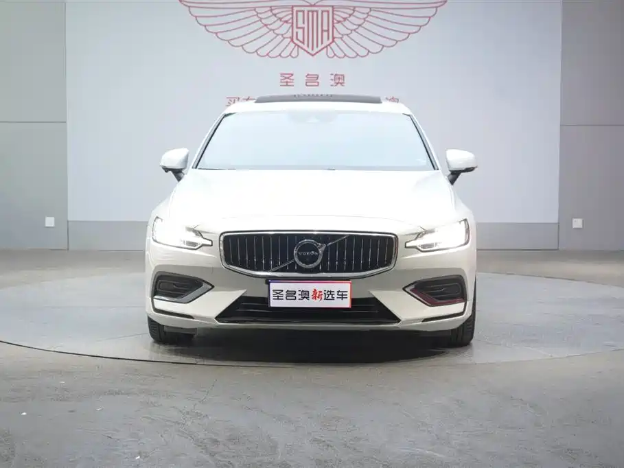 Volvo S60 2021