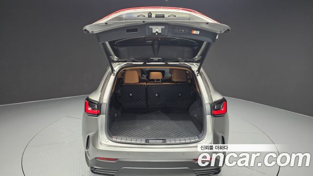 Lexus NX 2025