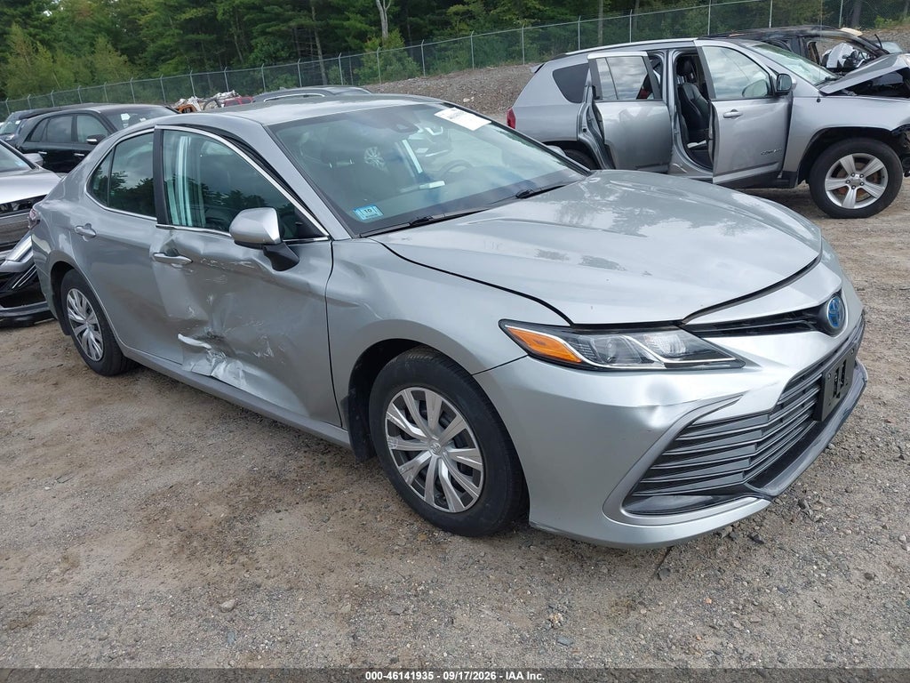 Toyota Camry 2023