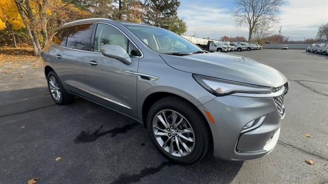 Buick Enclave 2024