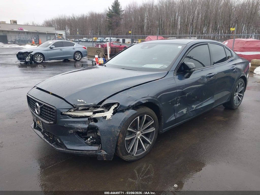 Volvo S60 2022
