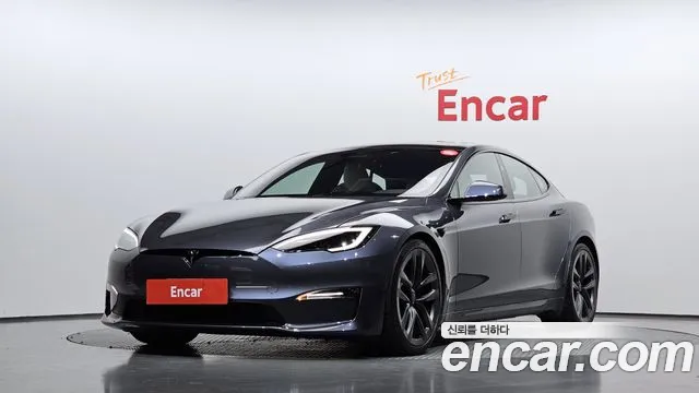 Tesla Model S 2023