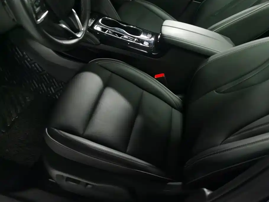 Buick Enclave 2023