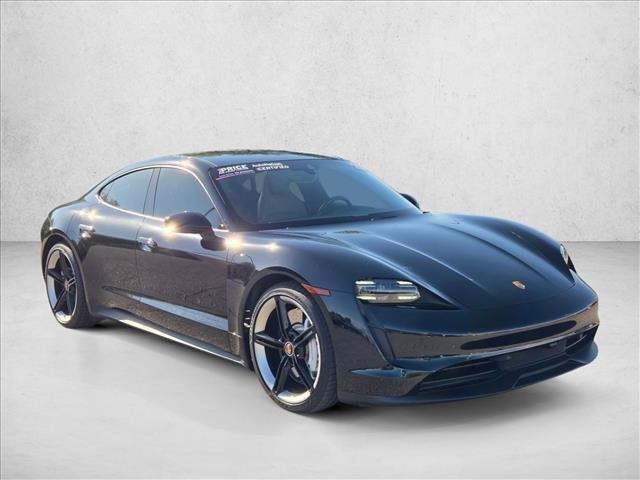 Porsche Taycan 2022