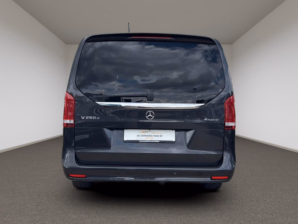 Mercedes-Benz V 250 2021