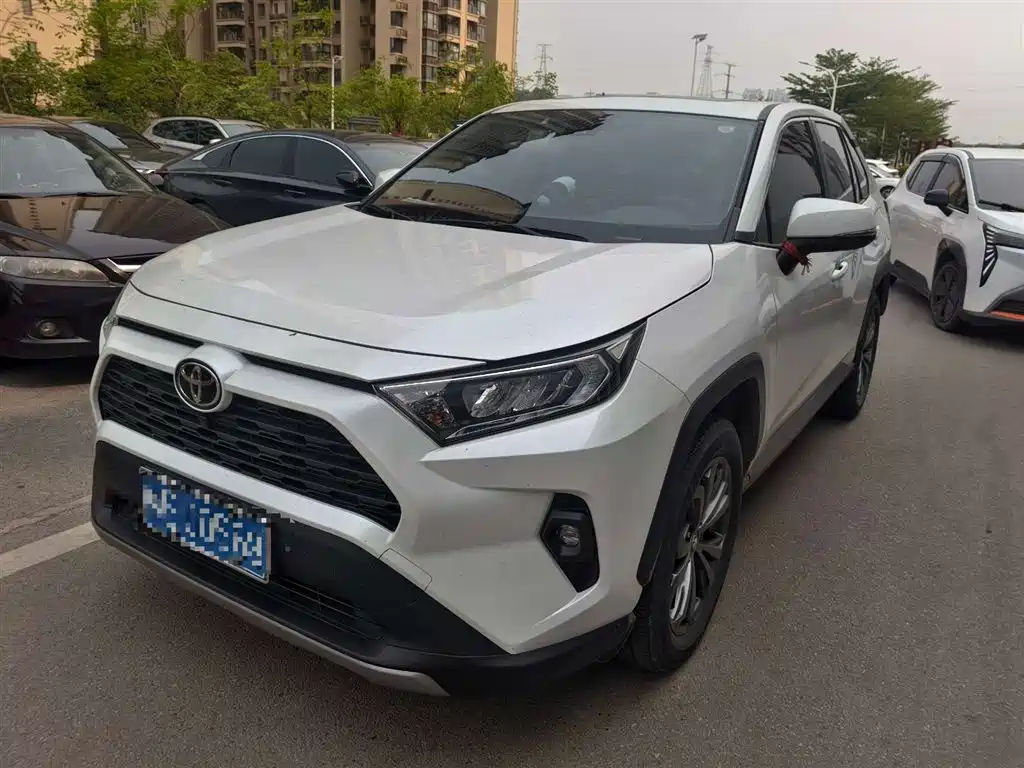 Toyota RAV4 2023