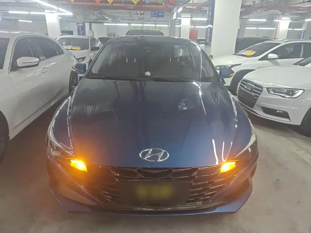 Hyundai Elantra 2021
