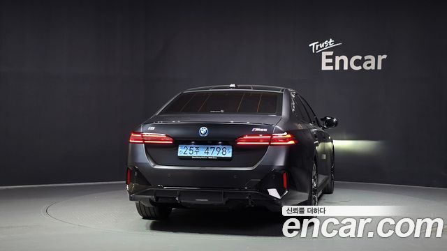 BMW i5 2024