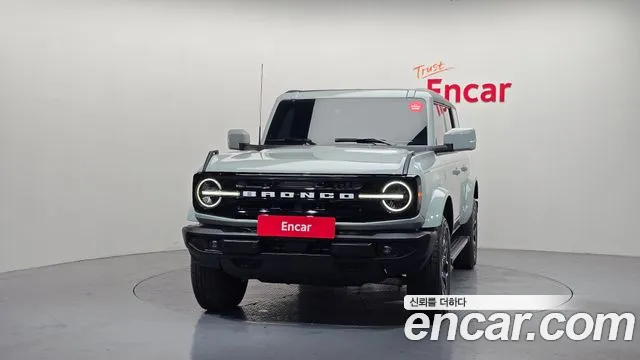 Ford Bronco 2024