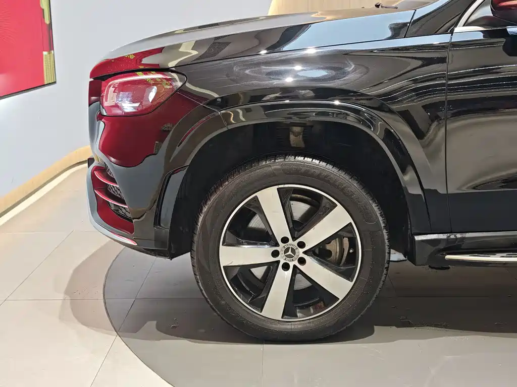 Mercedes-Benz GLS 2021