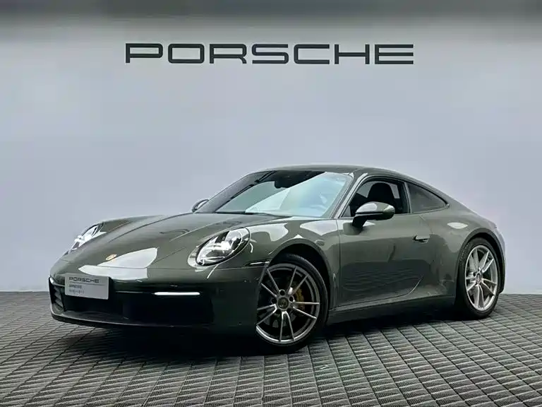 Porsche 911 2021