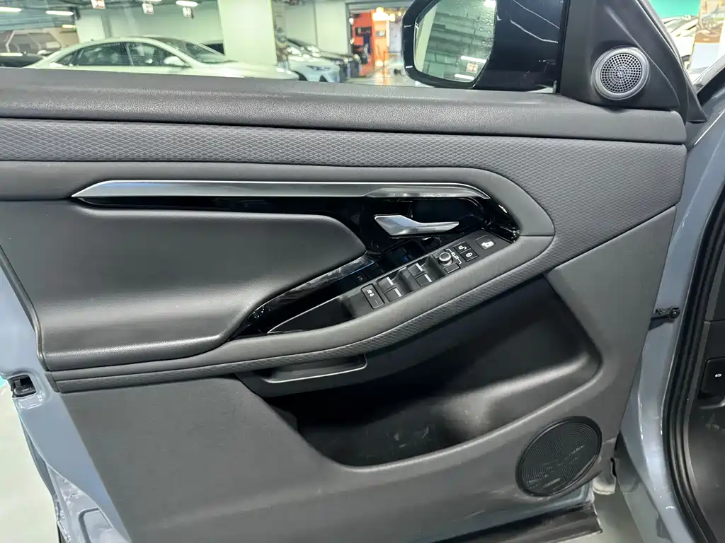 Land Rover Range Rover Evoque 2021