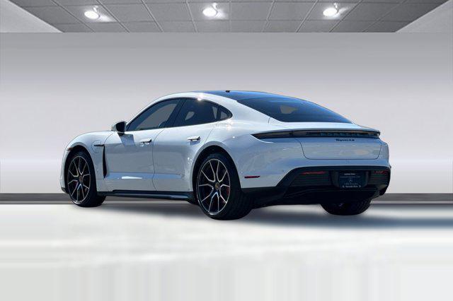 Porsche Taycan 2024