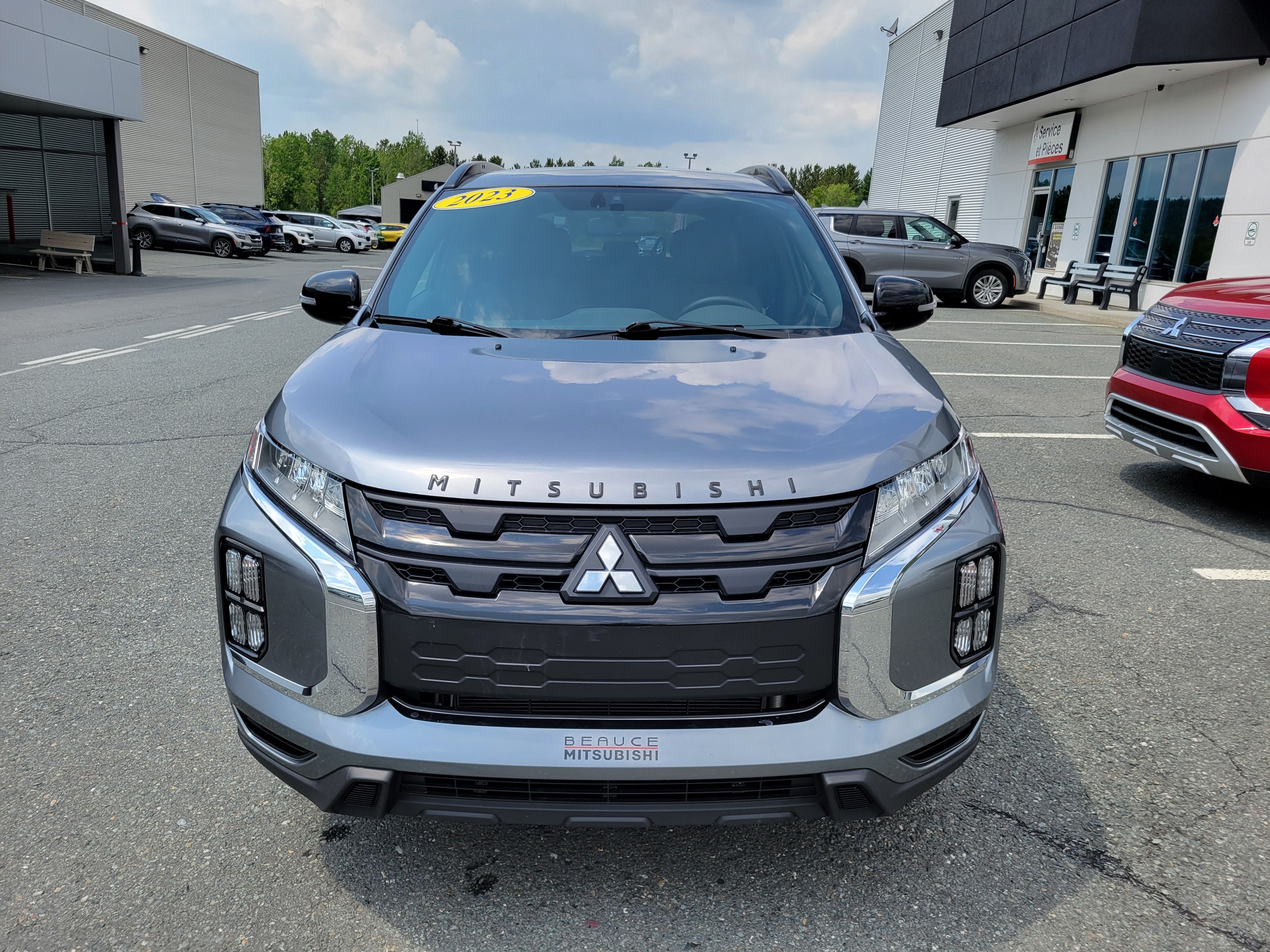 Mitsubishi RVR 2023