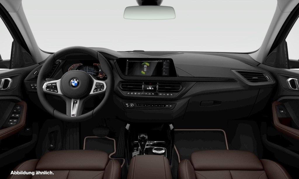 BMW 118 2023