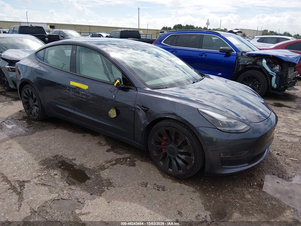 Tesla Model 3 2021
