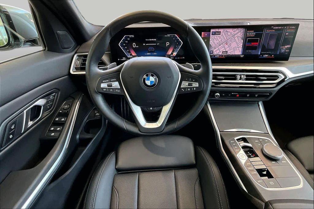 BMW 330 2024