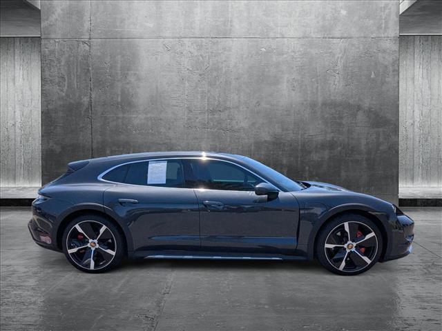 Porsche Taycan 2022
