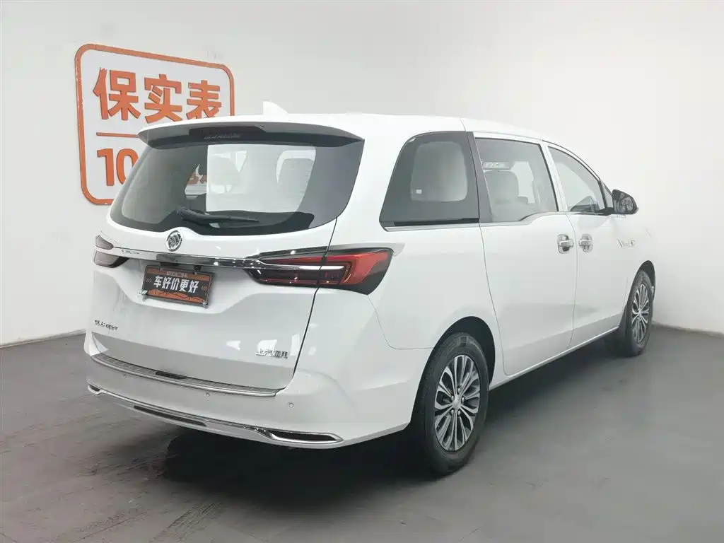 Buick GL8 2021