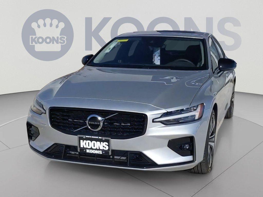 Volvo S60 2022
